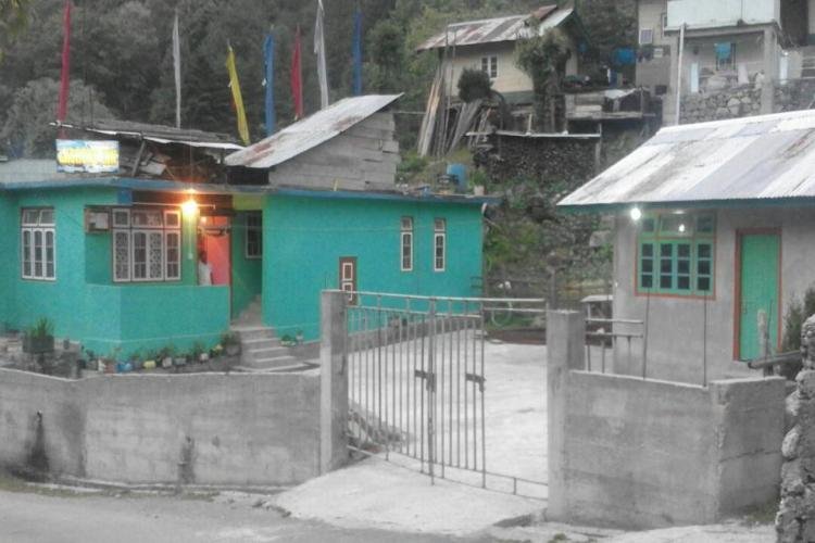LACHUNG INN - Silk Route Tourism