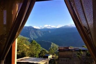 RED CHERRY Tour Package - Silk Route Tourism